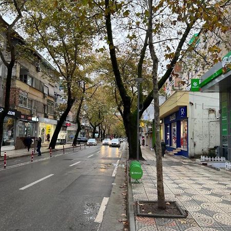 Bliri Myslym Shyri Apartment Тирана Екстериор снимка