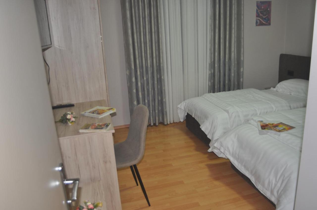 Bliri Myslym Shyri Apartment Тирана Екстериор снимка