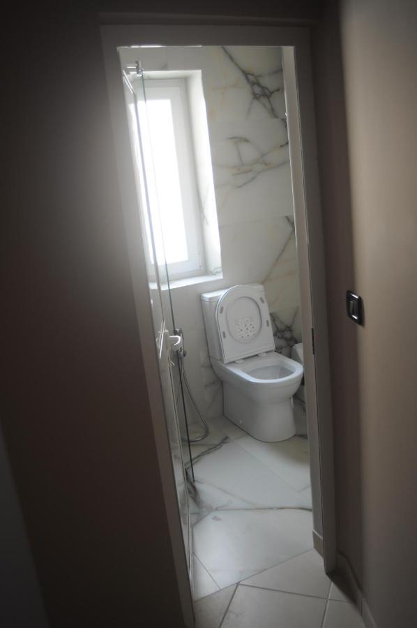 Bliri Myslym Shyri Apartment Тирана Екстериор снимка