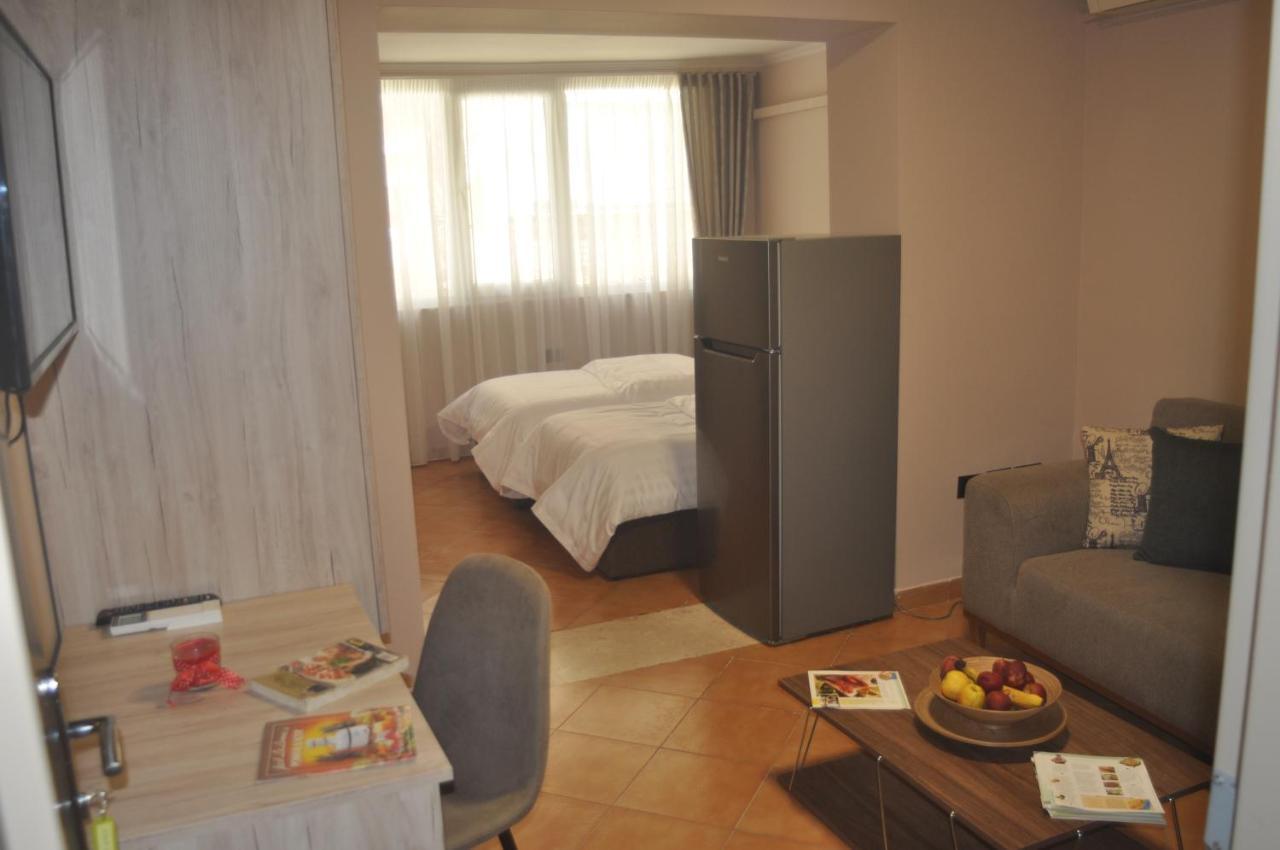 Bliri Myslym Shyri Apartment Тирана Екстериор снимка